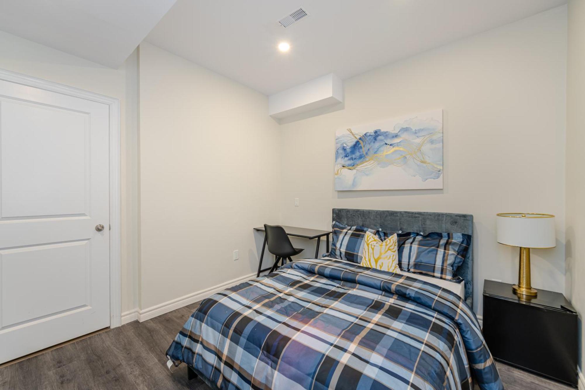 Private Basement Bedrooms In Oakville Exterior foto